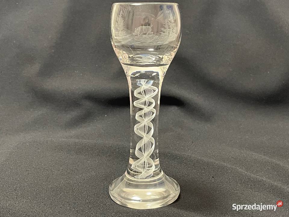 Kielich kieliszek Dzik Huta Szkła Józefina Kołobrzeg