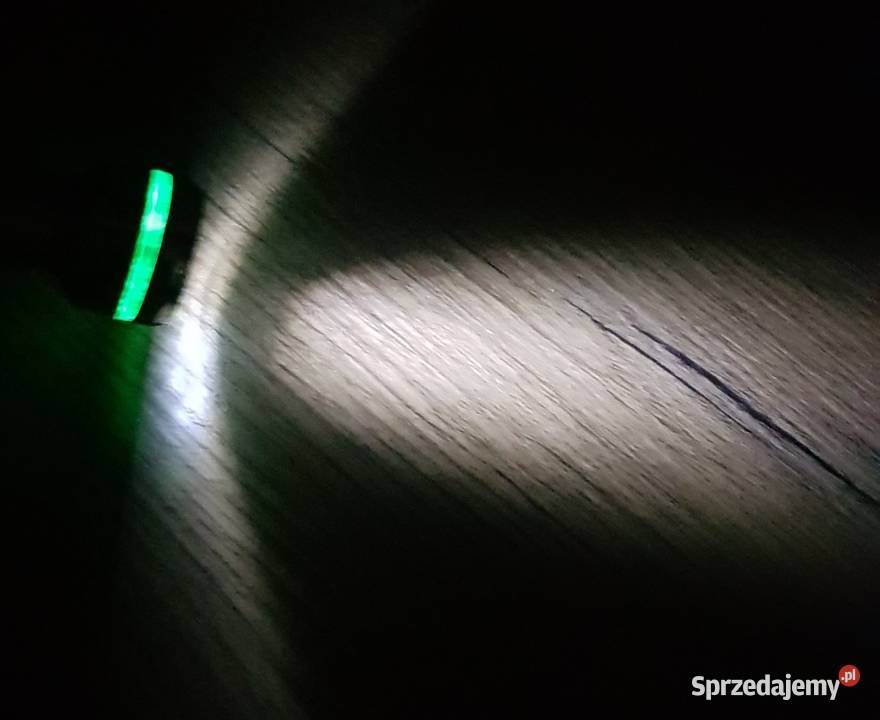 Mini latarka brelok ze wskaźnikiem LaserowymLed Latarki i oświetlenie wielkopolskie