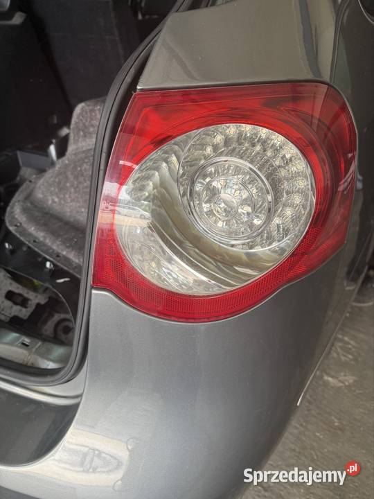 Sprzedam lampy do Passata b6 z 2008 r lampy w sprzedam