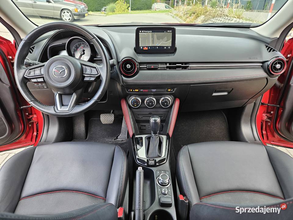 Mazda CX3 2017 20 Automat przebieg 32000 pełne kurtyny powietrzne sprzedam