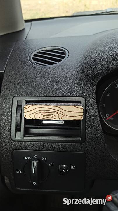 Elegancki Zapach do Samochodu z Drewna Warszawa