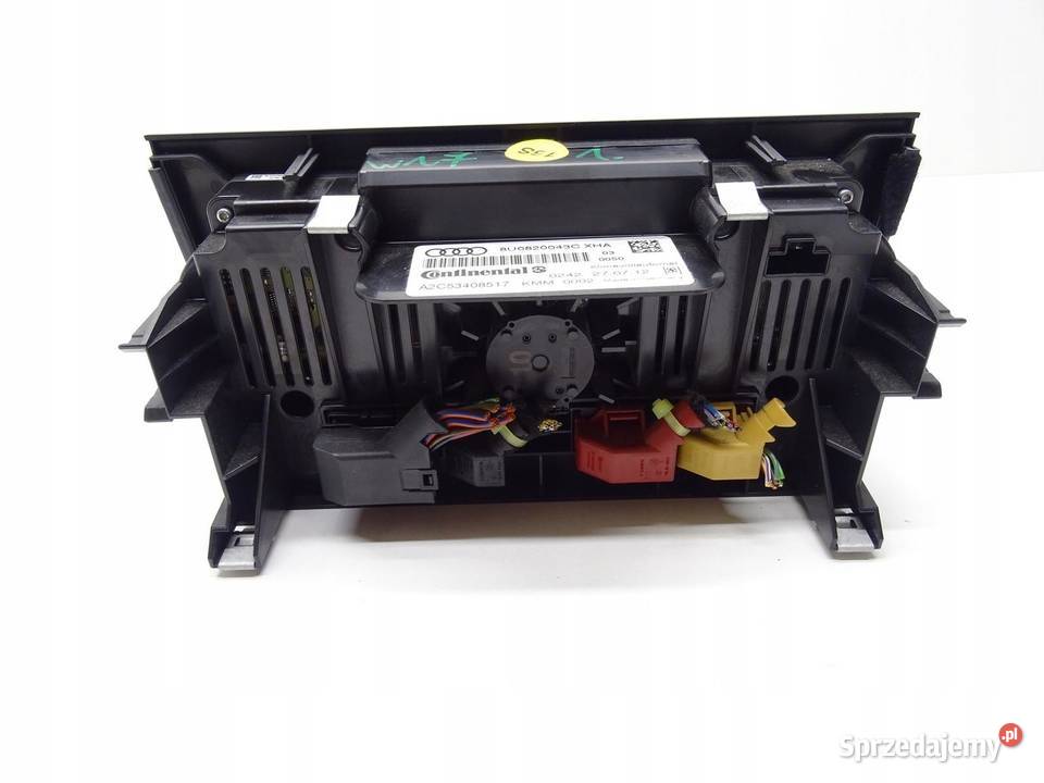 PANEL NAWIEWU KLIMATYZACJI KLIMY 8U0820043C AUDI