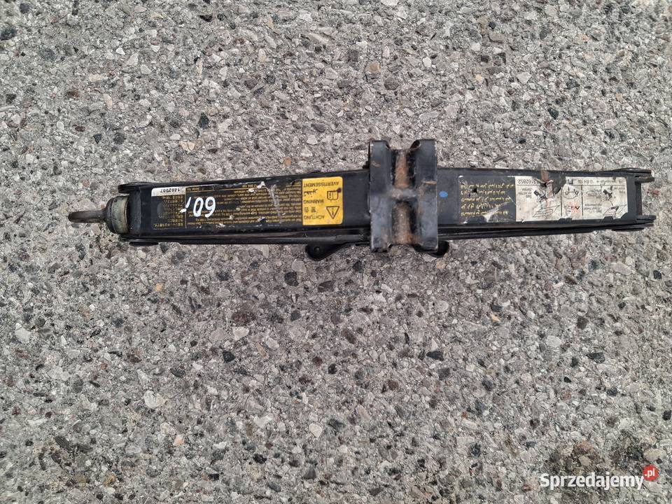 Lewarek samochodowy trapezowy