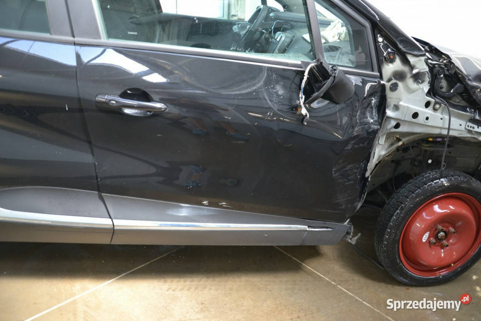 Renault Captur 15 dci 90 ledy TABLET niski Rok produkcji 2016 małopolskie Kęty