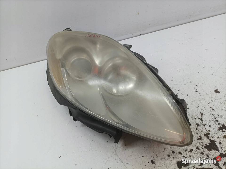 LAMPA PRZÓD PRAWA EU Fiat Bravo II 20072014 osobowe