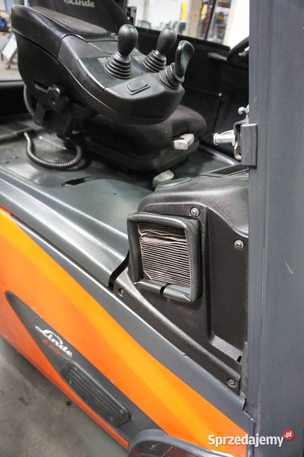 Wózek widłowy elektryczny LINDE E20 Triplex 4640
