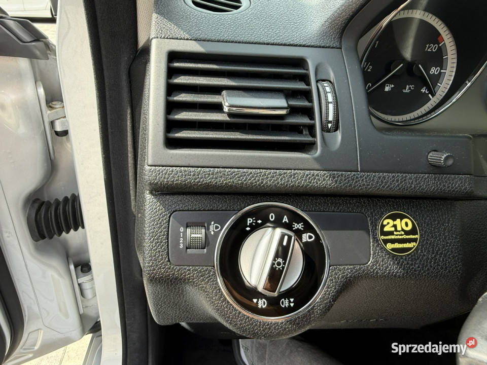 Mercedes C 180 zadbana W204 20072014 manualna Poznań