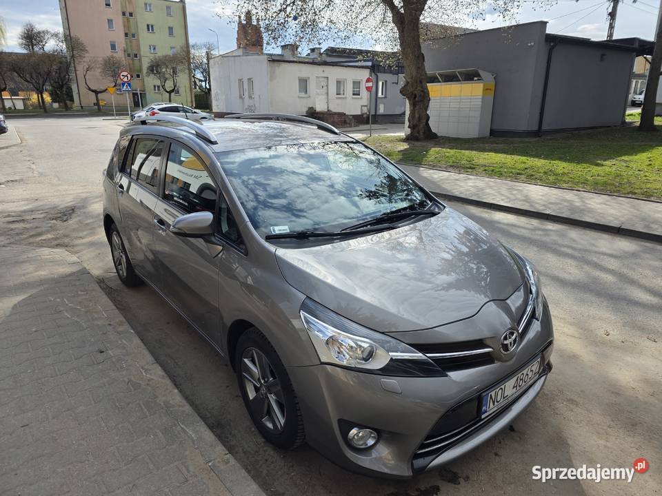 Sprzedam Toyota Verso 18 benzyna 7osobowa I podgrzewane fotele Bartoszyce