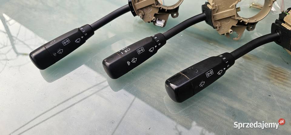 Przełącznik kierunkowskazów manetka mercedes Pozostałe Zbąszyń