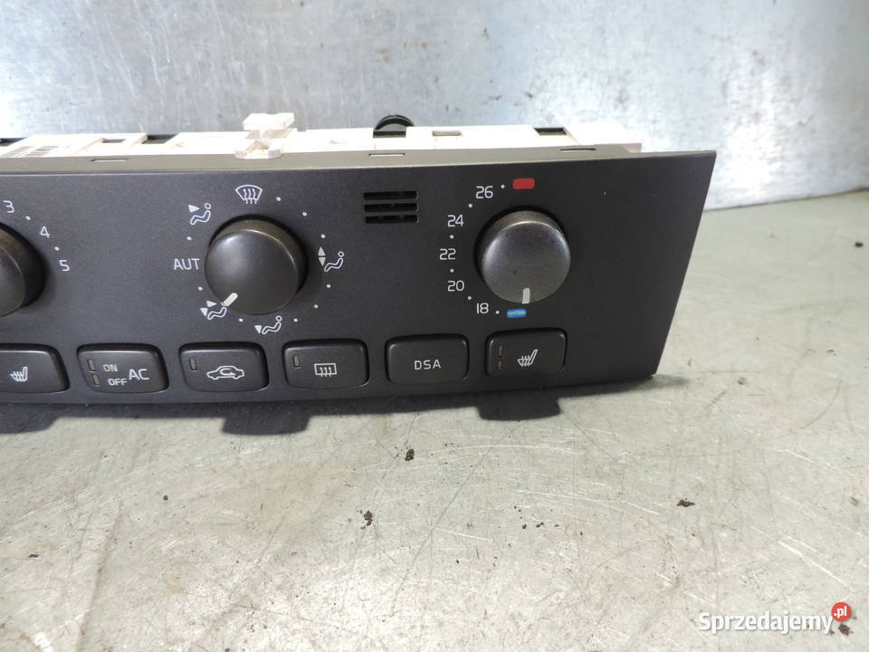 PANEL NAWIEWU KLIMATYZACJI VOLVO V40 1 FL 612698 osobowe Panele sterowania, przełączniki Nowy Sącz