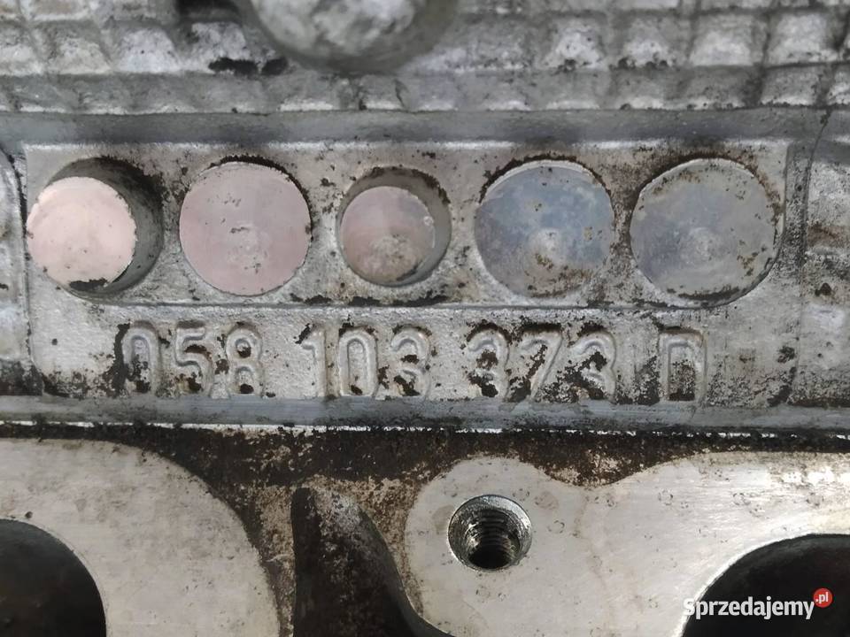 GŁOWICA KOMPLETNA 058103373D 18 20V Audi A6 II Rok produkcji 2000