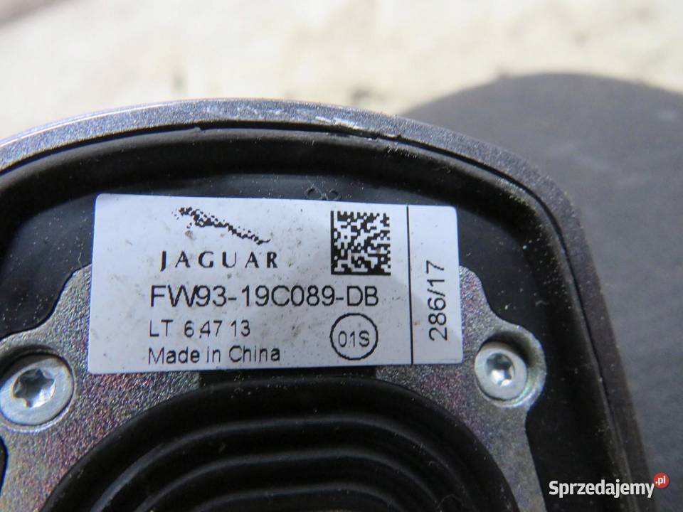 ANTENA DACHOWA JAGUAR XE X760 FW9319C089DB