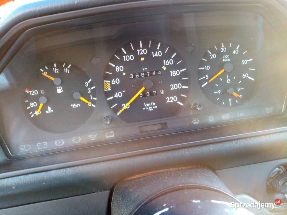 MercedesBenz W124 wąska listwa 25D Klimael4x sprzedam