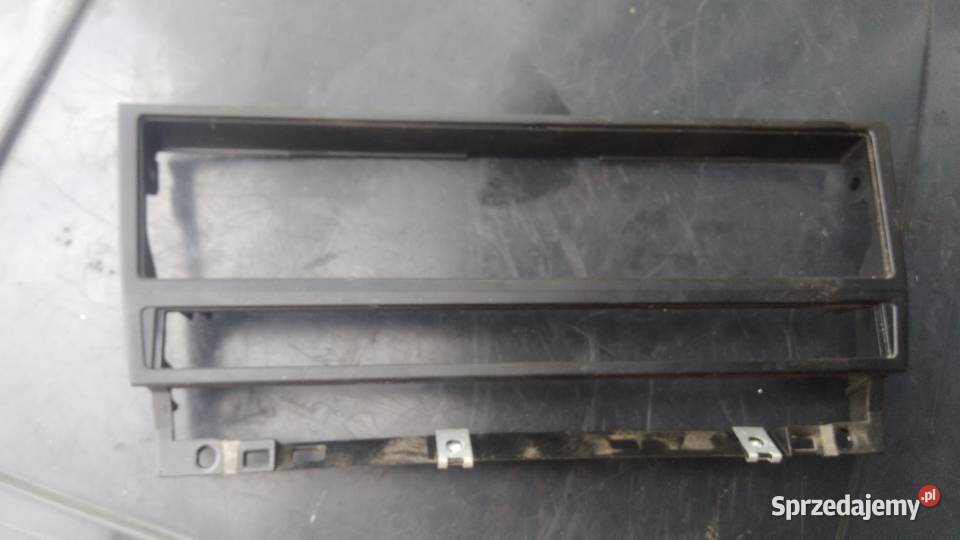 BMW E39 ramka panelu stelaż klimatronika 8247302 Dębica