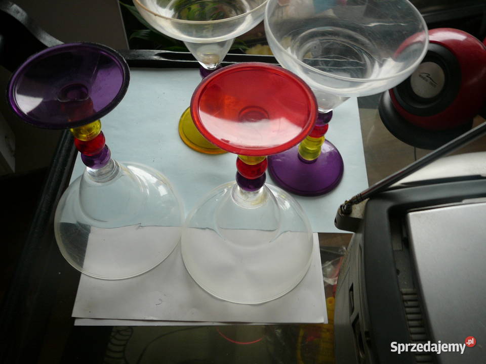 4 kieliszki do margarity tworzywo lata 80