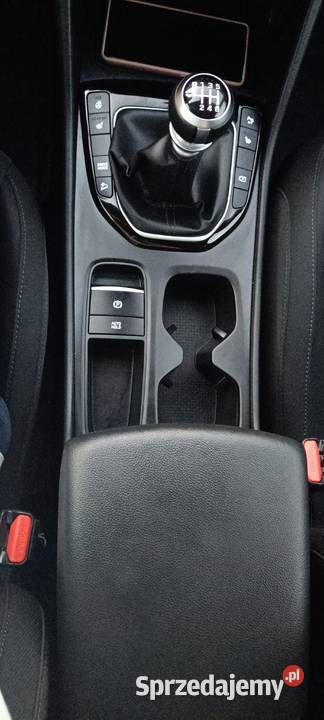 Hyundai Tucson 16 TGDi Smart 2WD Rok produkcji 2022 Teresin