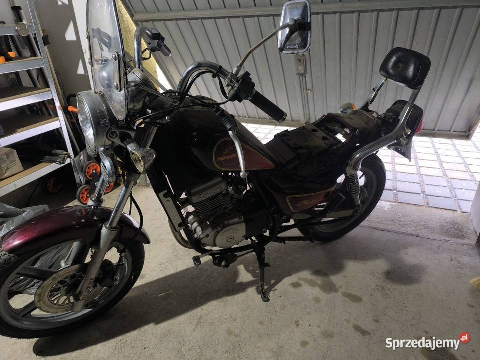 3x Hyosung GA 125 niski przebieg części papiery Iłowa