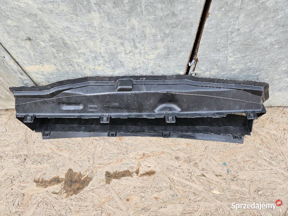 AUDI ETRON 4KE KIEROWNICA WLOT POWIETRZA