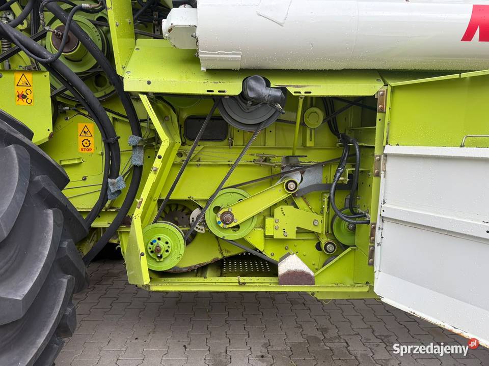 Claas Mega 208 II transport w nieuszkodzony Kombajny Borowie