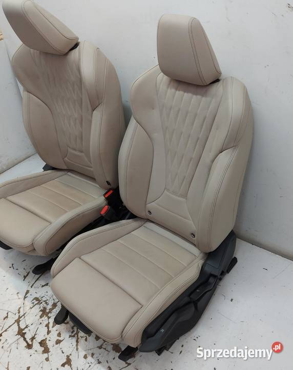 BMW iX1 X1 U11 Fotele kanapa skóra UK RHD