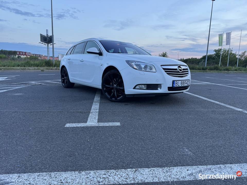 Opel Insignia 20T 250 4x4 Recaro 20 Legionowo