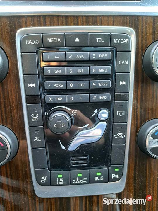 Volvo XC60 30 T6 Kotuń