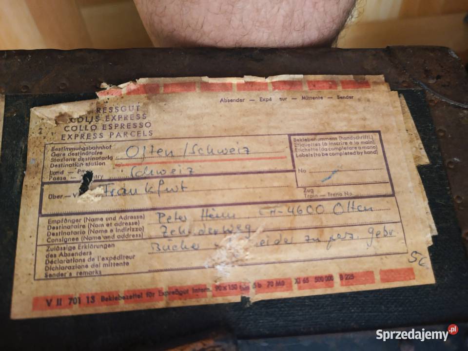 Kufer z 1937 roku Geneva