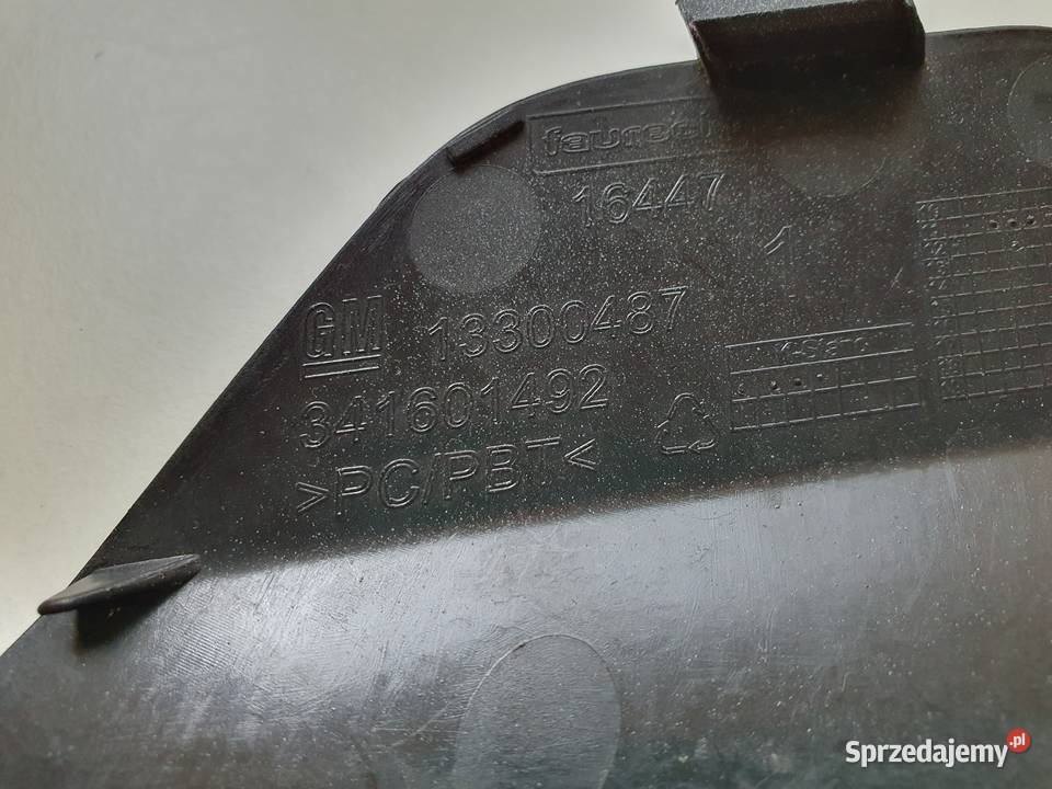 OPEL ZAFIRA C ZAŚLEPKA HAKA ZDERZAKA PRZÓD osobowe Karoseria wielkopolskie Międzychód