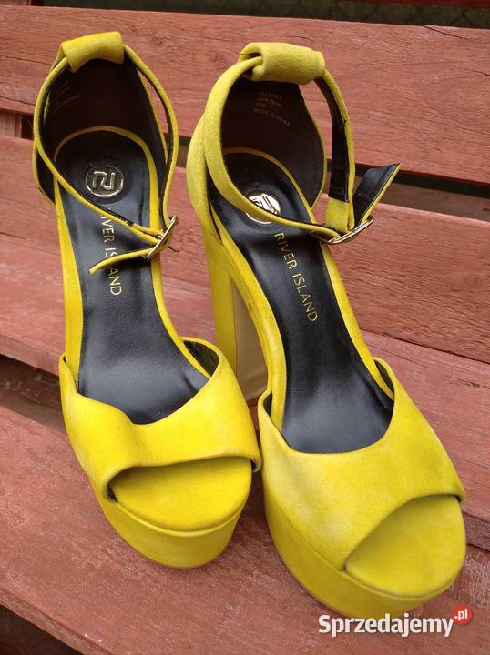 Buty na wysokim obcasie 36 Sandały i klapki Gniezno