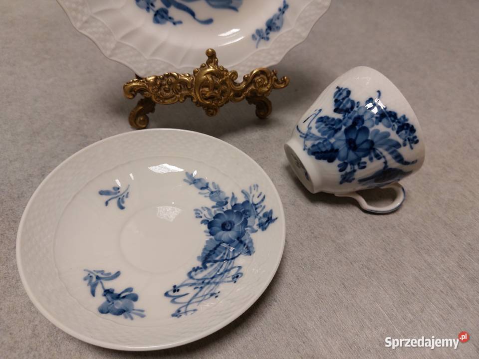 ROYAL COPENHAGEN Filiżanka Blue Flower AKrog Antyki sprzedam