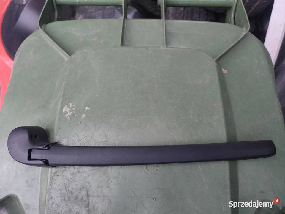 Audi A4 B8 Avant Ramię Wycieraczki Klapy osobowe małopolskie Radziszów