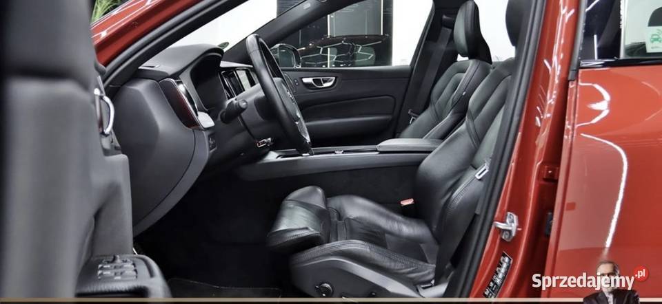 Volvo XC60 T8 Plug In 405 Polski salon Pełen