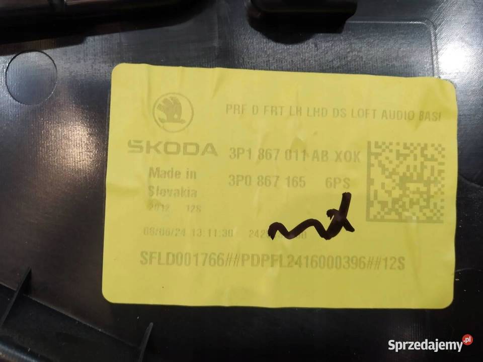 TAPICERKA BOCZEK LEWY PRZÓD KIEROWCY Skoda osobowe