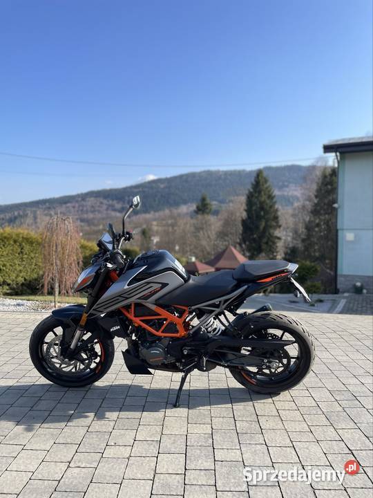 KTM DUKE125 Motocykle, skutery, quady Maków Podhalański