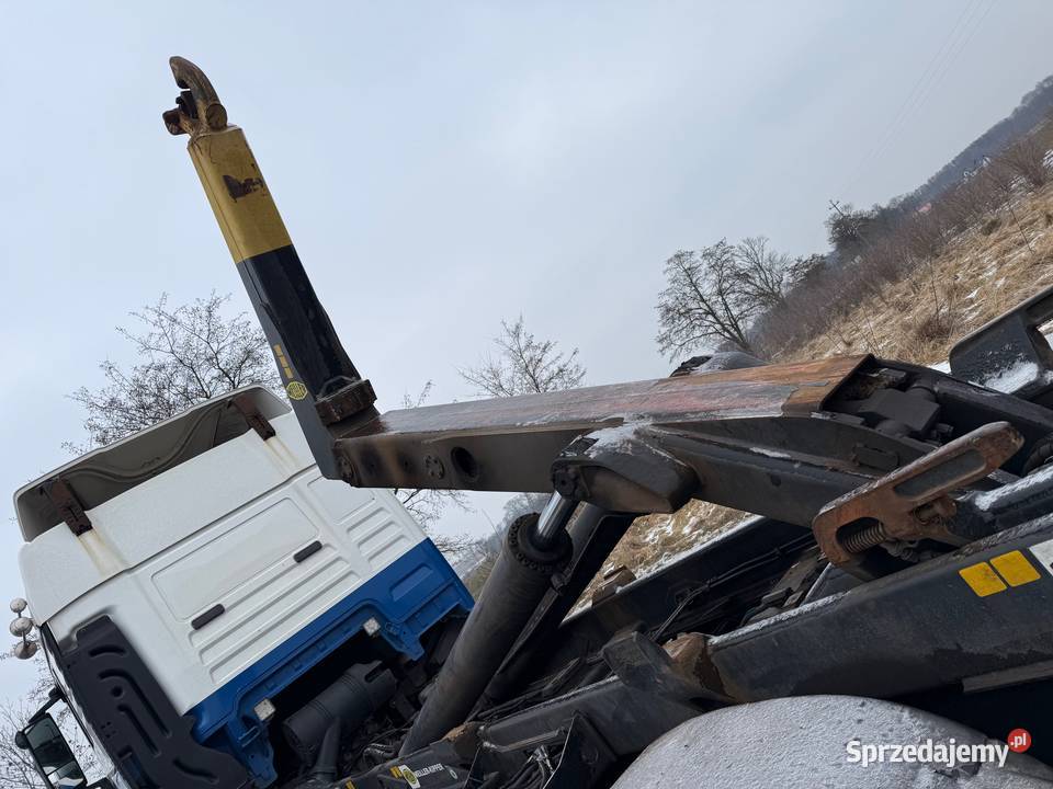 MAN TGX 480 Hakowiec Ciężarówka Kontener do Kołodziejewo