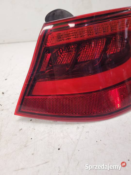LAMPA PRAWY TYŁ AUDI A3 8V 3 DRZWI 8V3945096B Przystajń