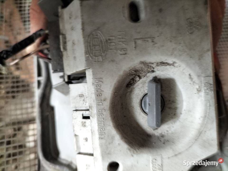 AUDI 80 B3 LAMPA LEWA LEWY TYŁ lubelskie Kamień-Kolonia