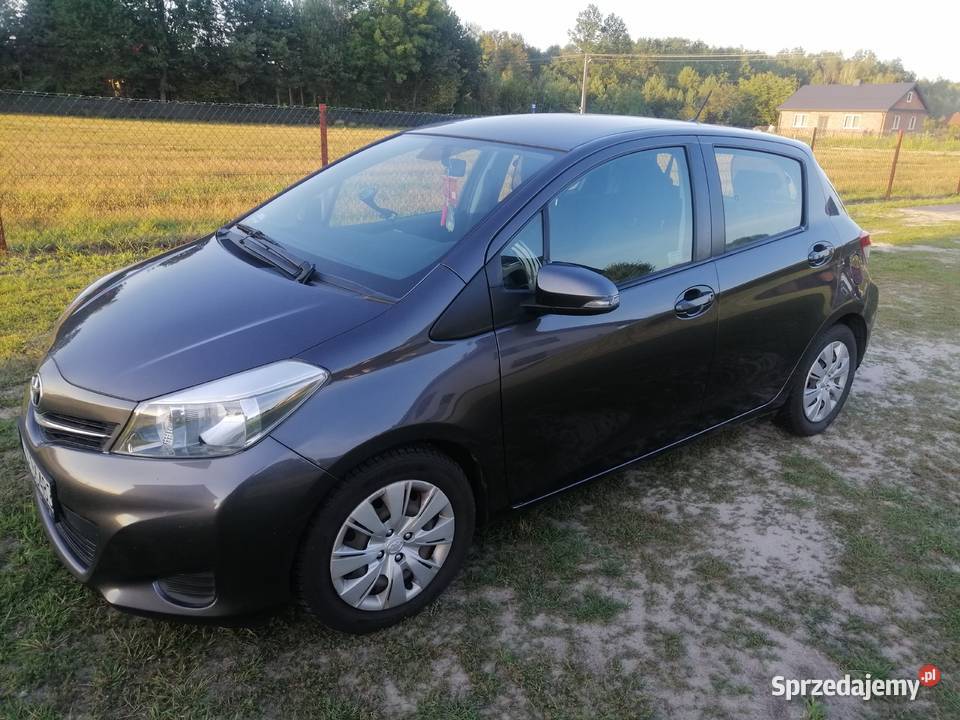 Toyota yaris lll 2013 14 d4d Nowy Orzechów