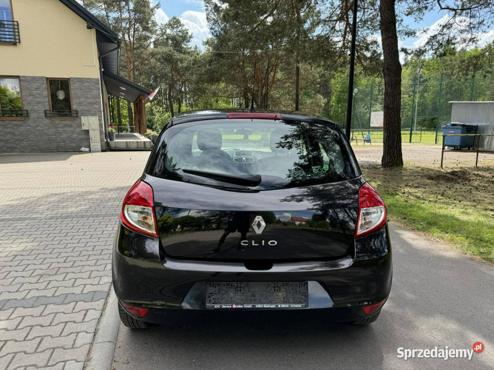 Renault Clio 2011 r 12 KLIMA Elektryka Serwis lakier metallic małopolskie Chechło