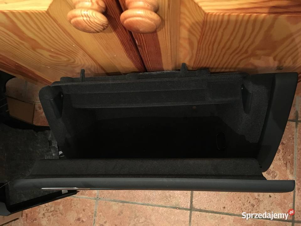SCHOWEK PASAŻERA 8K1857035 AUDI A4 s4 s5 a5 zachodniopomorskie