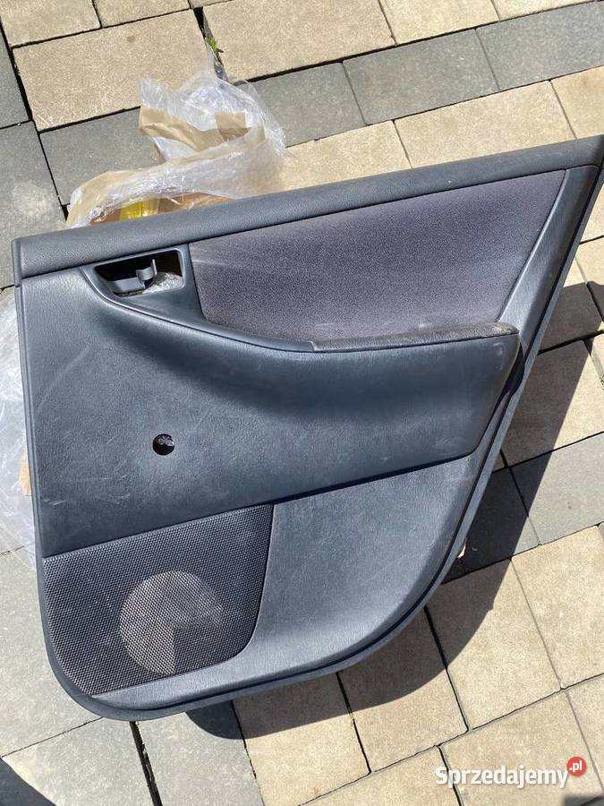 Tapicerka drzwi prawy tyl osobowe Tarnów sprzedam