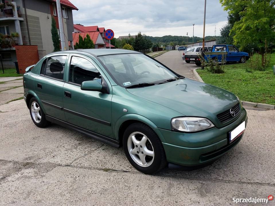 Opel Astra II 14 1999 Zarejestrowana 1KM podkarpackie Jasło