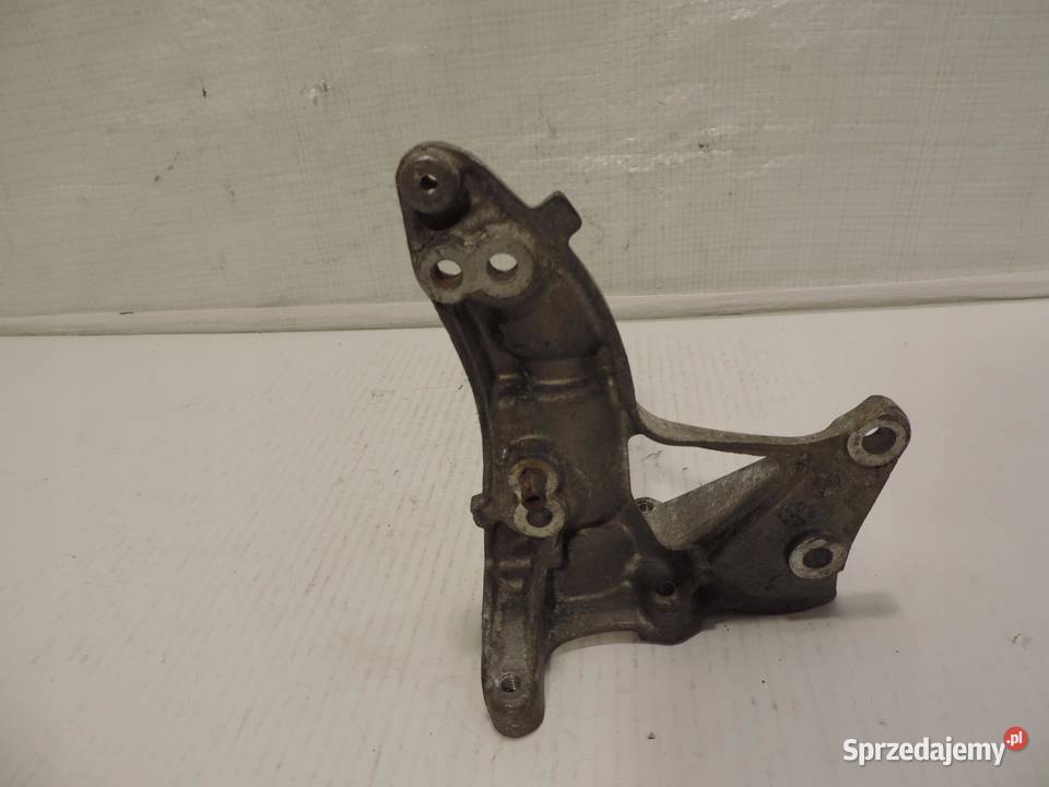 ŁAPA MOCOWANIE ALTERNATORA FORD FIESTA MK7 16 osobowe