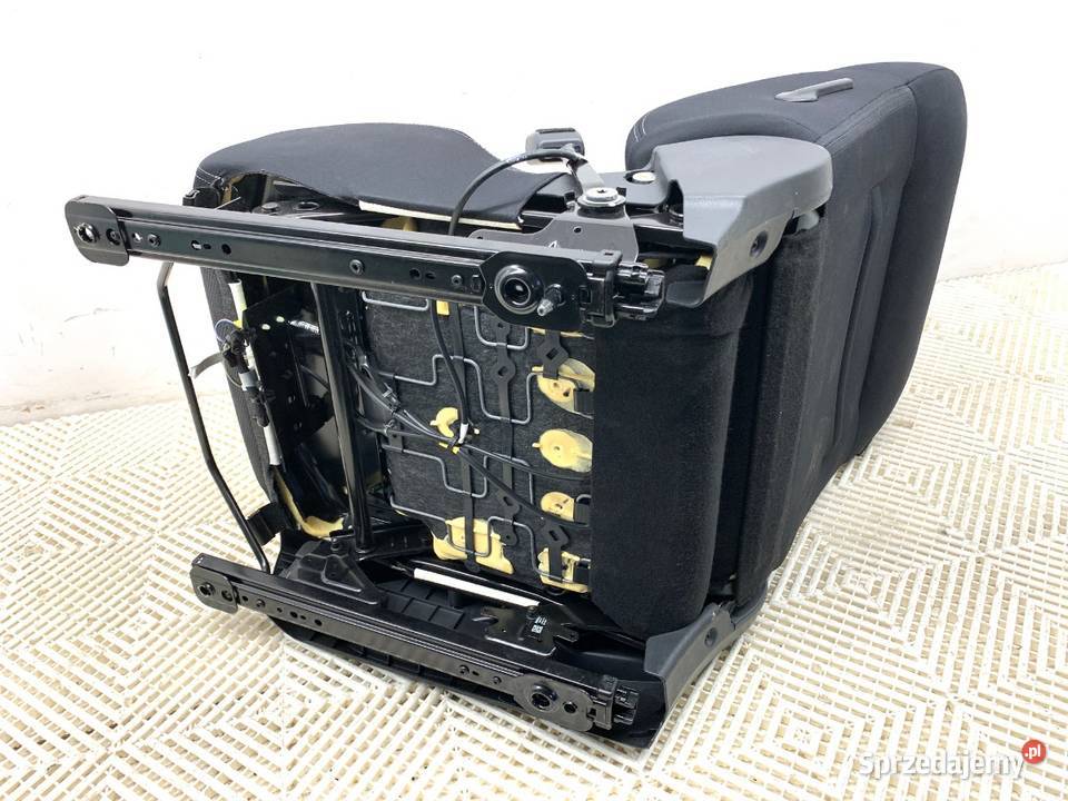 FOTEL PRAWY PRZÓD NISSAN QASHQAI J11 Crossover sprzedam