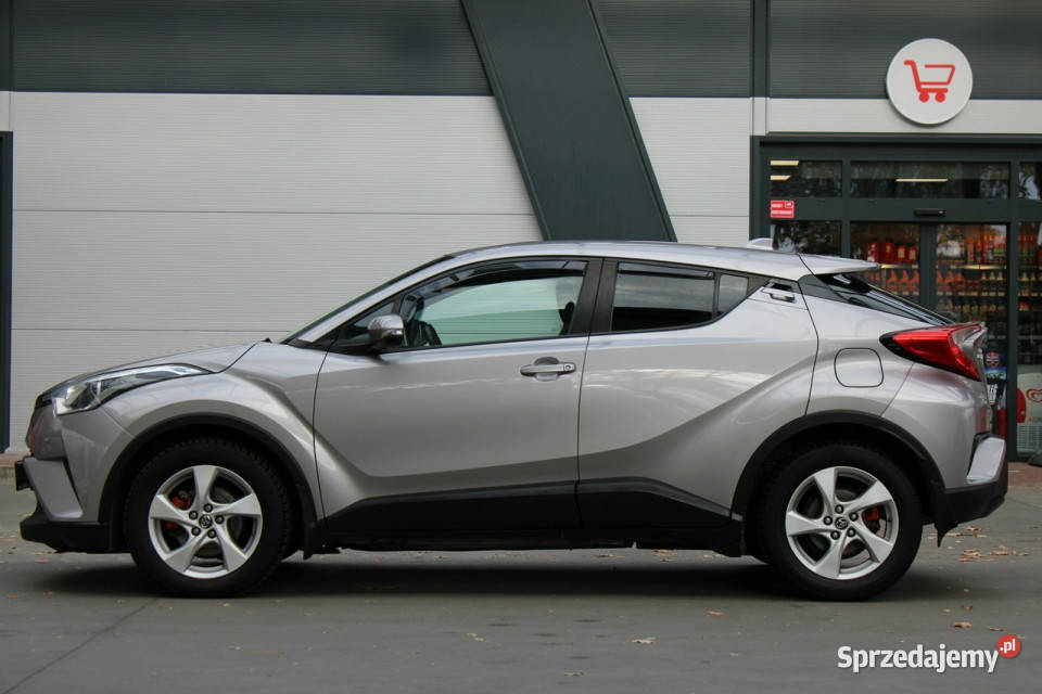 Toyota CHR Bezwypadkowy bogata wersja automatyczna Gliwice sprzedam