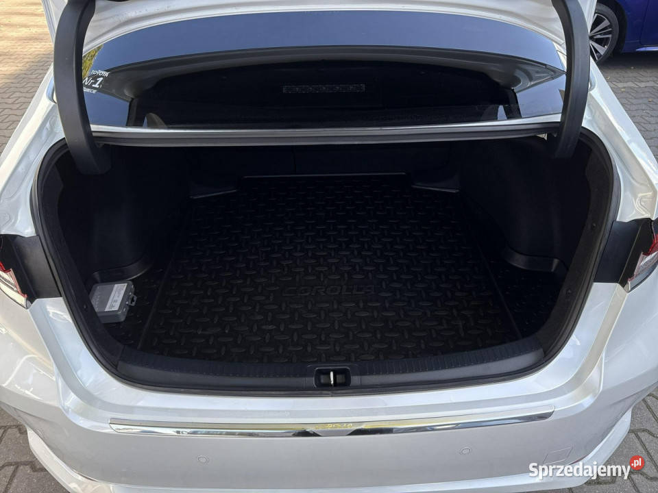 Toyota Corolla 15 VVTi 125 STYLE salon Polska Warszawa