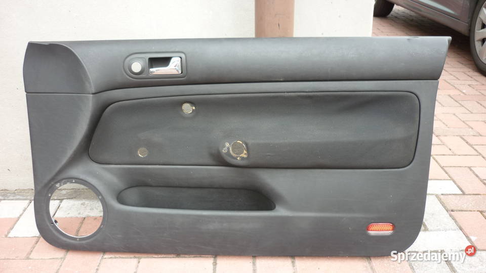 Boczki drzwi Golf 4 Rok produkcji 1998 Kiszkowo
