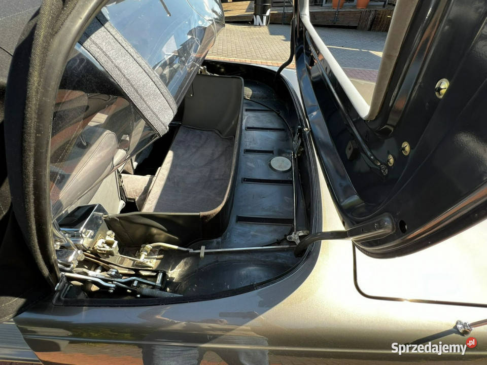 Mercedes SL 560 Zarejestrowany ładny stan Nowy garażowany Mercedes-Benz wielkopolskie Baranowo