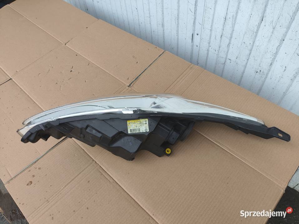 FORD FIESTA MK7 0812 SOCZEWKA LAMPA PRAWA PRZÓD Lampy przednie Wałcz
