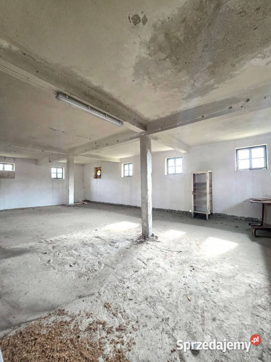 sprzedaży lokalu Smolnik 200m2